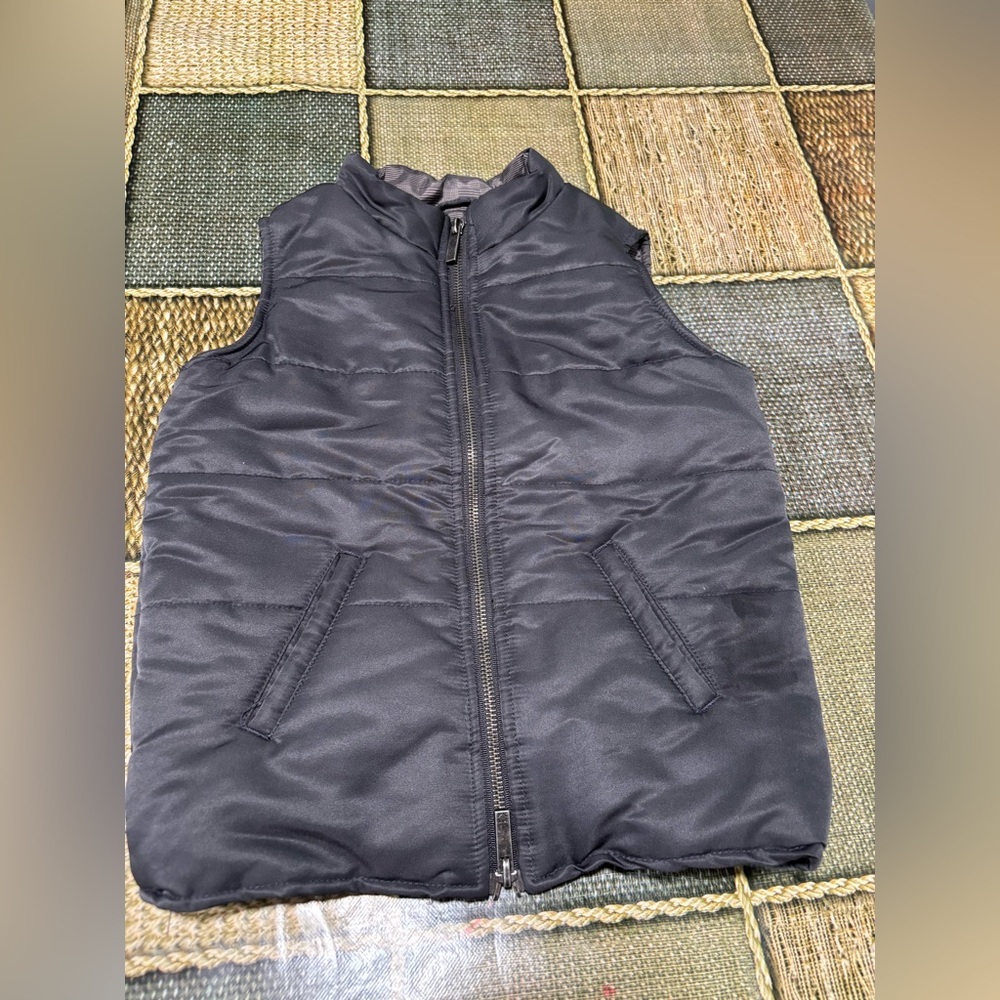 Banana Republic Charcoal Puffer Vest